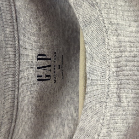 GAP Women's Modern Tank Bundle - Picture 5 of 6